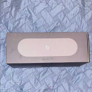 NWT Beats Pill x Kim Kardashian Portable Speaker Dark Gray - Unopened